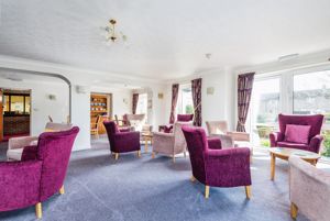 COMMUNAL LOUNGE- click for photo gallery